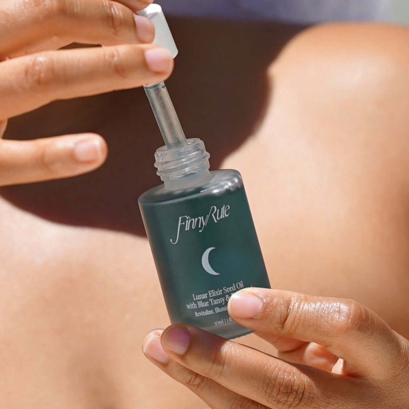 Lunar Elixir Seed Oil with Blue Tansy and Bakuchiol